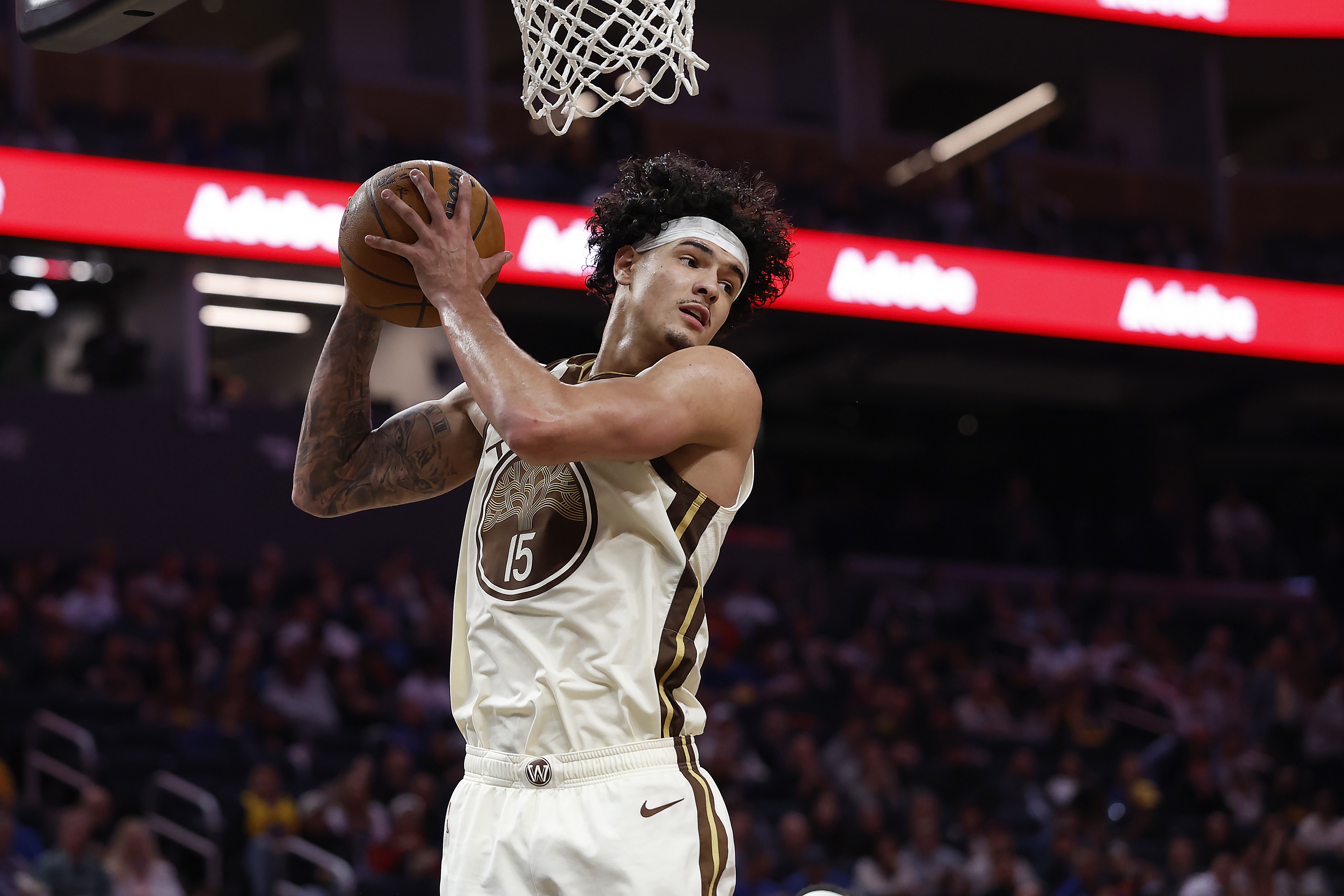 华体会体育中国官方网-桑托斯：必须继续努力战斗去赢下比赛 伤员回归后我们会完全不同