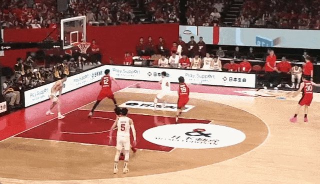 APP下载-狂吹中国技犯违体 日本主场哨离谱！杨毅：无法无天